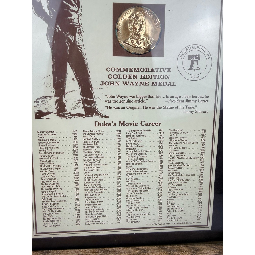 Vintage 1979 John Wayne Commemorative Golden Edition Medal Framed - Picture 3 of 7